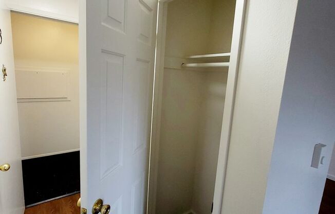 Welcome to Sun Vista Apartments