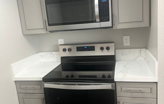 2 beds, 2 baths, 780 sqft, $2,375, Unit 317