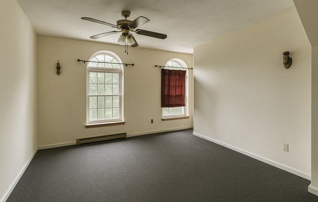 223 MAIN ST