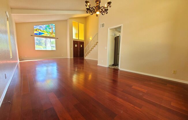 Beautiful 2-Story South Redlands Home with 3 Bedrooms and a Family Room!