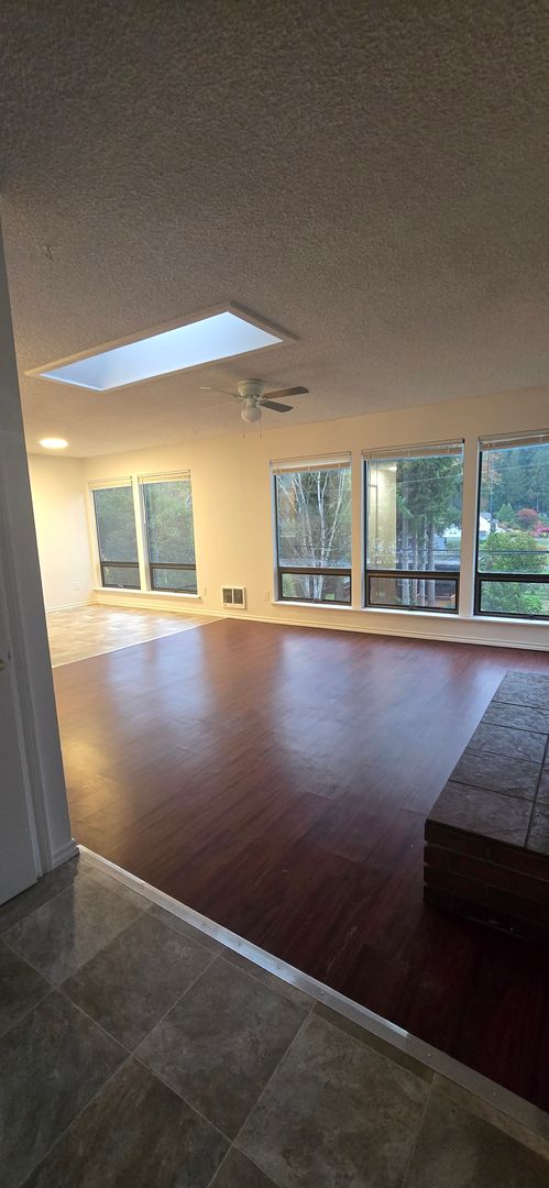 Charming 3 Bedroom with water view