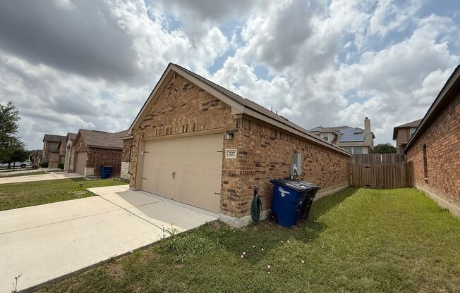 Cozy gem in the heart of New Braunfels!