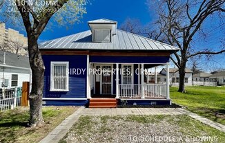 1810 N COMAL