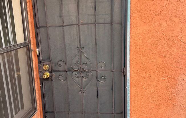 2 beds, 2 baths, 957 sqft, $1,015, Unit 87