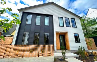 Stunning Townhome Unit with Laundry, A/C, Private Patio