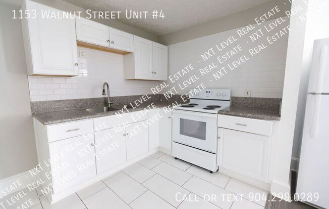 1153 WALNUT ST