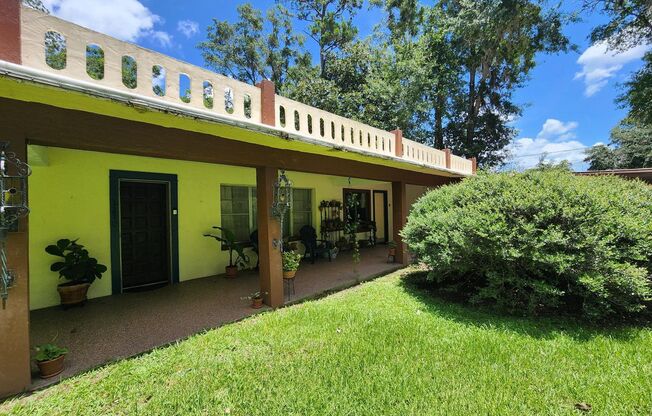 Spacious & Modern 2-Bedroom Duplex in Private Lake Jackson Setting – Tallahassee