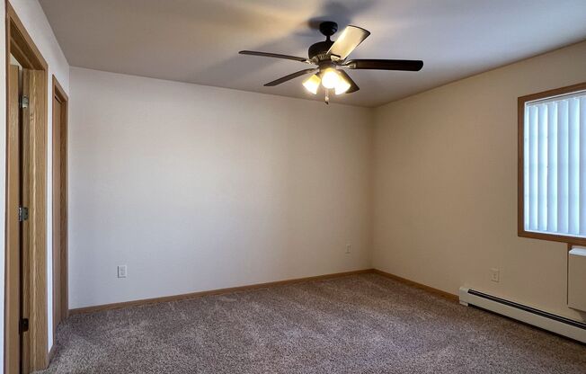 3 beds, 2 baths, 1,265 sqft, $1,620, Unit ML 540-11