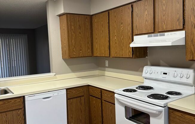 1 bed, 1 bath, 643 sqft, $1,235, Unit 326