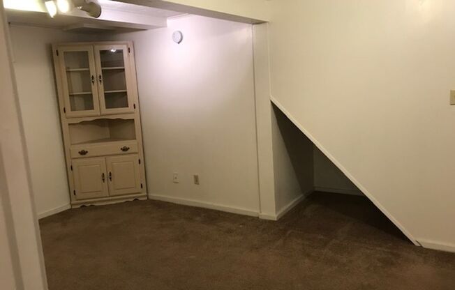 632 Marsh Ave. (down)