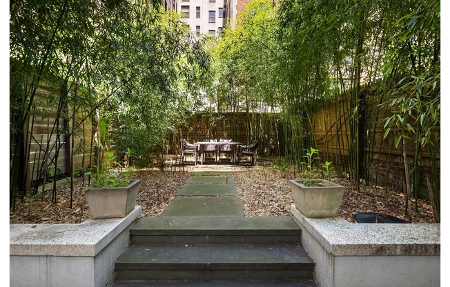 235 E 72 ST