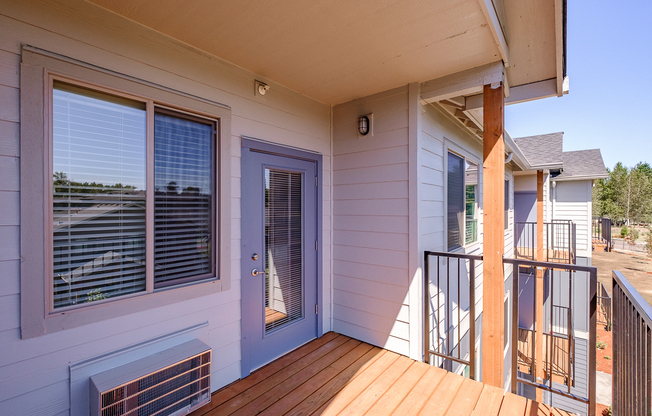 2 beds, 2 baths, 952 sqft, $1,695, Unit 745-202