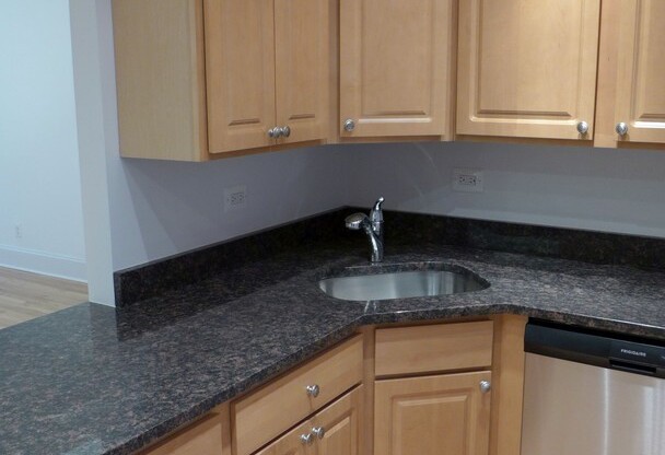 1 bed, 1 bath, 600 sqft, $1,750, Unit 34193E