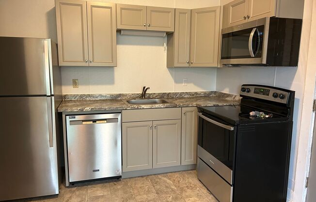 525 1/2 W. King St.