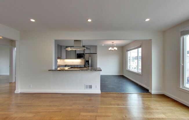 2167 40 AVE