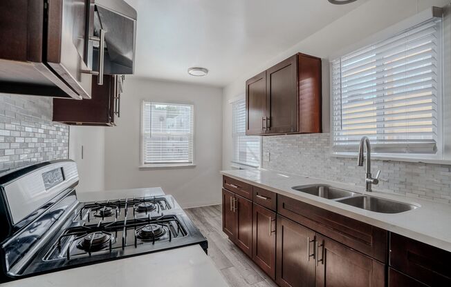 922 E. 2nd St.