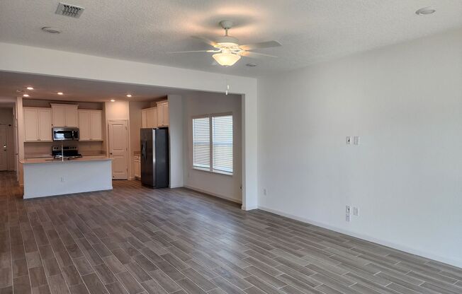 Spacious 3BR Home in Quiet Jacksonville Neighborhood – Now Available for Rent!