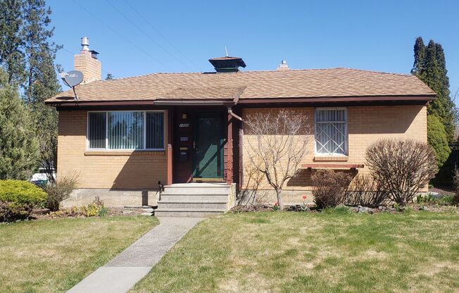 Available June 10th 3-bedroom, 2 bath home on a corner lot near Hamblen Elementary School