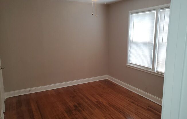2 beds, 1 bath, 850 sqft, $1,499, Unit 369