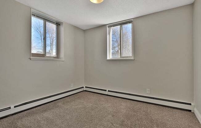2 beds, 1 bath, $1,685, Unit 111