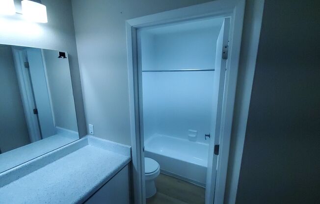 1 bed, 1 bath, 661 sqft, $1,025