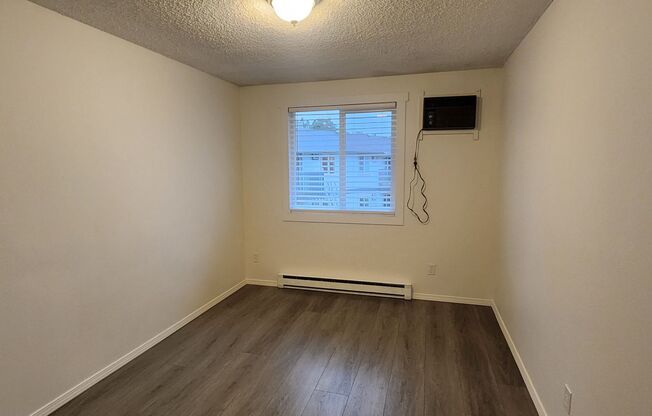 1 bed, 1 bath, 662 sqft, $825, Unit Unit 6