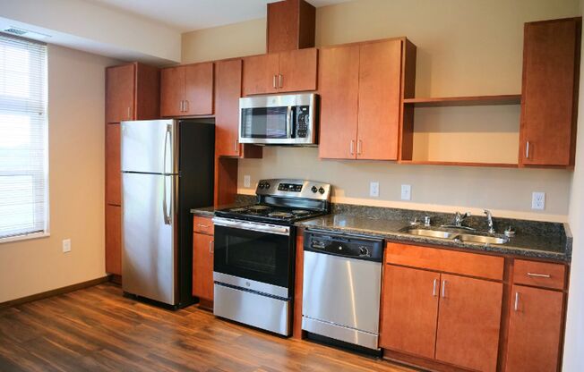 Studio, 1 bath, 512 sqft, $1,229, Unit 229 - Uptown