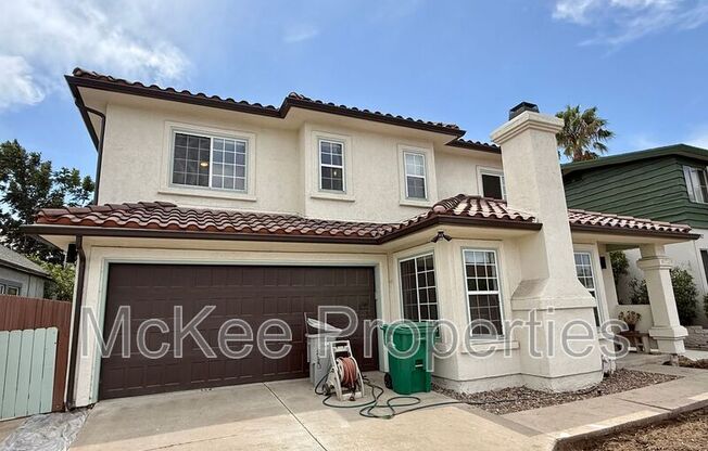 4734 E MTN VW DR