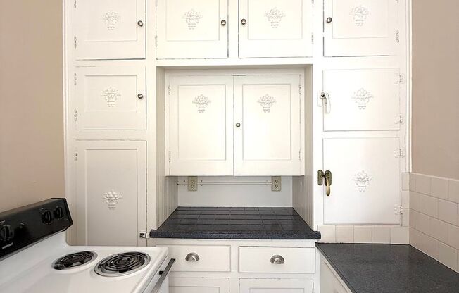 1 bed, 1 bath, 622 sqft, $1,325, Unit 209