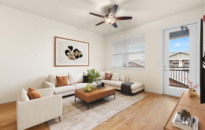 2 beds, 2 baths, 1,015 sqft, $1,685, Unit 319