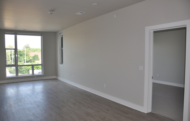 2 beds, 2 baths, 1,550 sqft, $2,400, Unit 409
