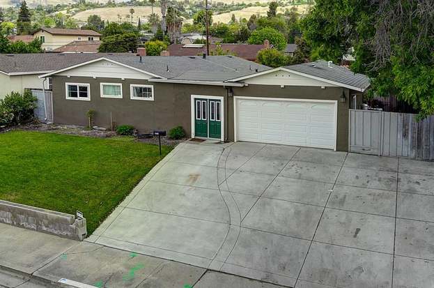 384 MCCOVEY LN