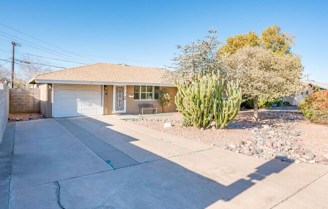 Fully Furnished 3/2 SFH in Central Phoenix
