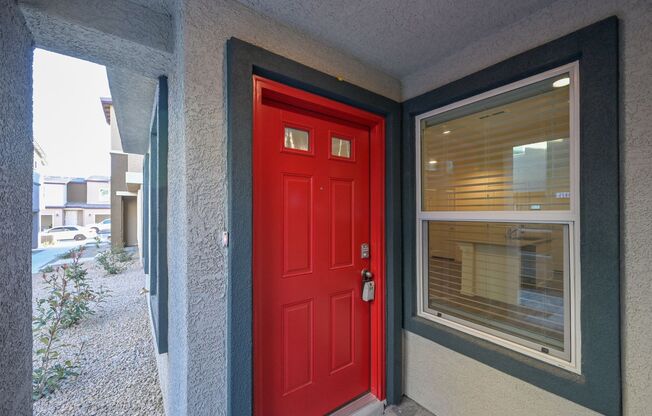 SW!! Southern Highlands!!! Brand New Never Lived in Townhouse!!! Gated!!! 2 Car Garage, All Appliances!!!  TankLess Water Heater!!