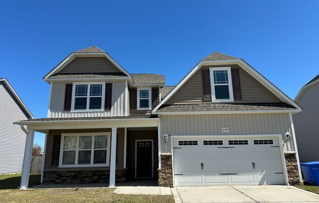 Awesome 4 Bedroom 2.5 Bath Home with Lots of space and a 2 Car Garage!