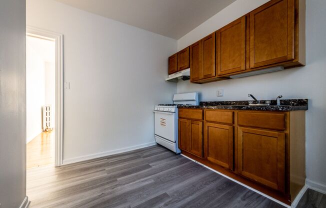 6923 S Indiana