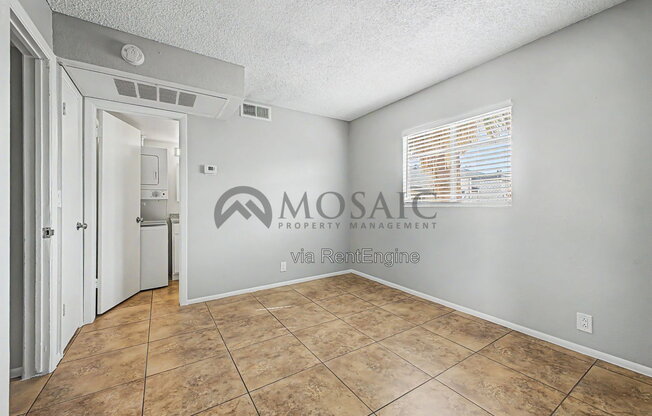 1 bed, 1 bath, $699, Unit 107