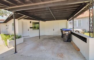 1618 INDIANA AVE