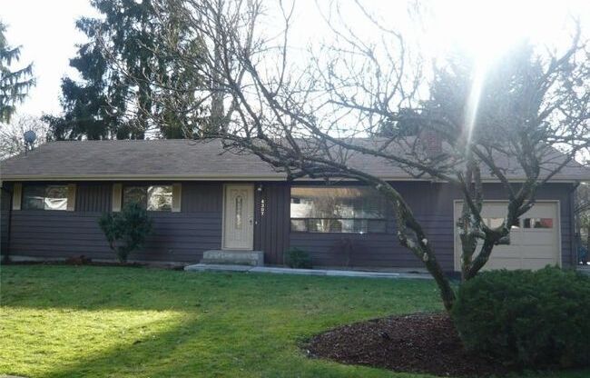 West hill Kent large 4 bedroom 2.5 bath Daylight Rambler home. Available August 1st, 2025
