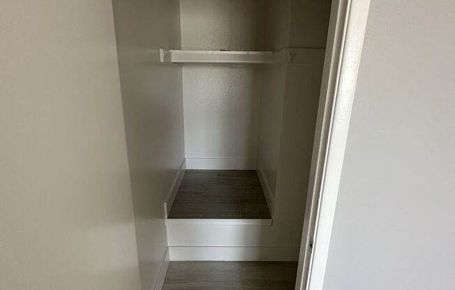 Cozy 2 bd, 1.5 bath condo with open floor plan.