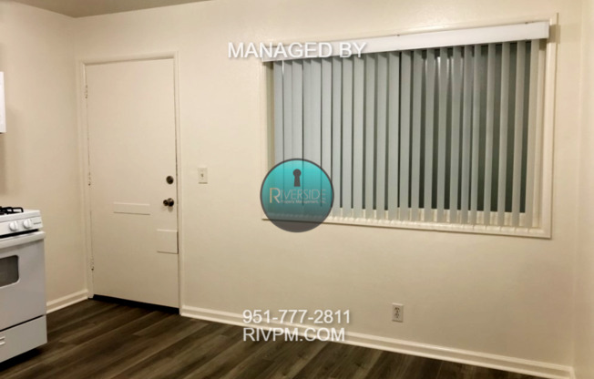 Studio, 1 bath, 250 sqft, $975, Unit O