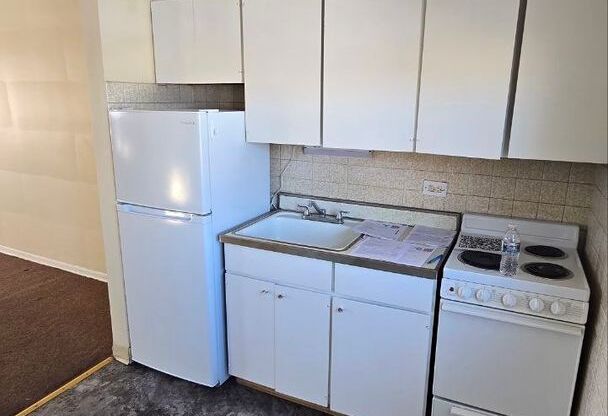 2241 N Mannheim Road