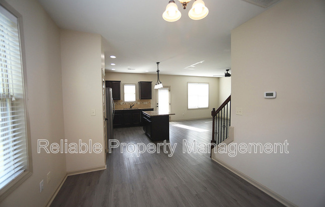198 BALBOA PKWY
