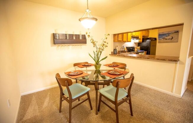 2 beds, 2 baths, 971 sqft, $1,610, Unit 00 - 213103