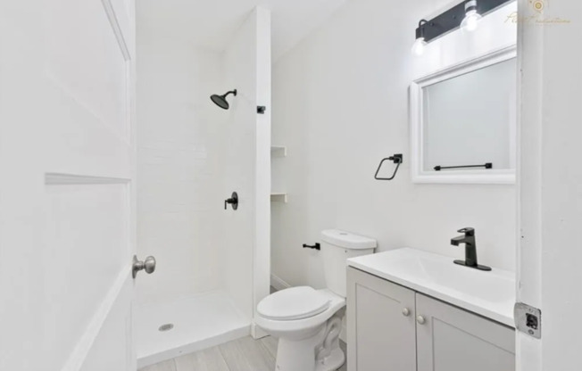 122 ELMGROVE AVE