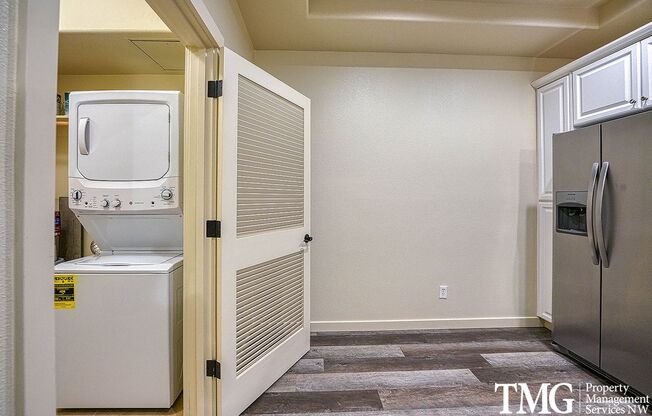 Beaverton Condo with Private Patio & Community Amenities