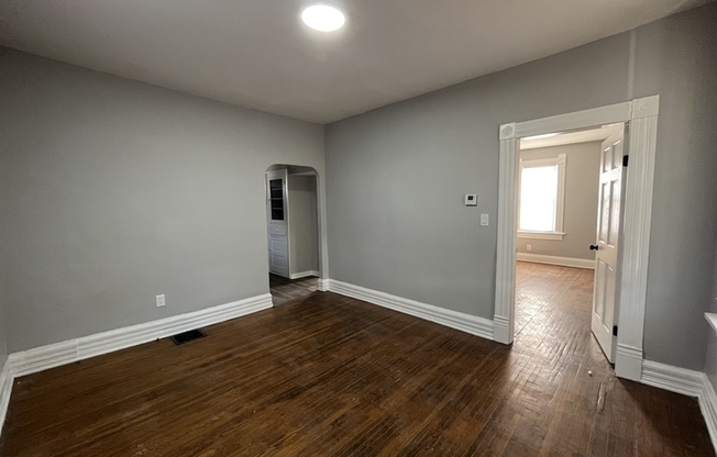 220 W AVE 220