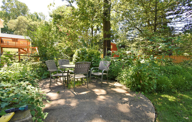 Fantastic 4 Bedroom, 3 Full Bathroom, Close in Bethesda Home!
