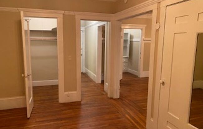 1 bed, 1 bath, $1,995, Unit #10