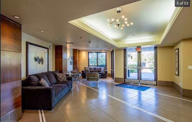 2 Bed condo in Lake Las Vegas- Gorgeous Lake Views